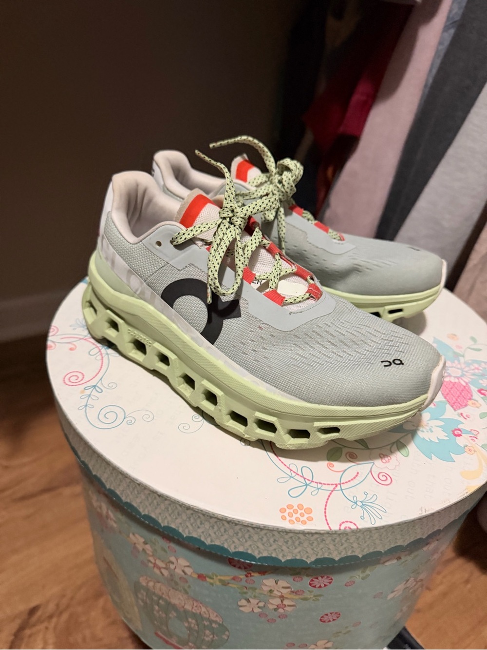 On Cloud Monster Glacier Meadow Gray Green Women’s Sneakers Size 6.5